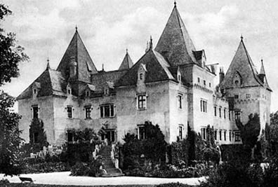 Schloß Immendorf (Immendorf Castle). The Austrian castle where a division of the Nazi SS destroyed the collections of August and Serena Lederer in 1945, including many works by Klimt. Black and white photo taken in 1936 by Seering H. Photograph courtesy of the ÖNB - Österreichische Nationalbibliothek ©.