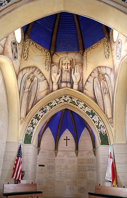 Detail of the mural from the Chapel of the Santa Barbara Cemetery. Alfredo Ramos Martínez. 1934. "From the Nave of the chapel one can see the monumental representation of the Lord God." Photograph by Mark Vallen ©.