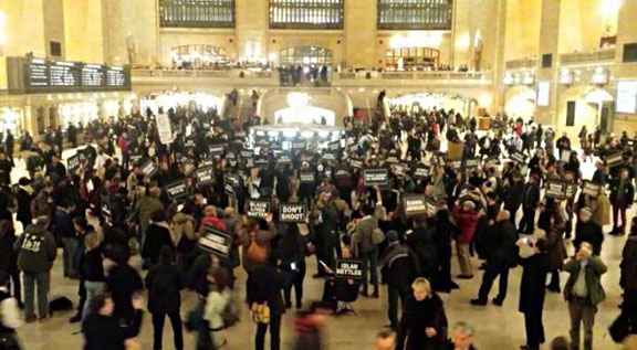 "Carry The Names" - 24 hour vigil at New York's Grand Central Station, Jan. 5- 6, 2015. Photo by anonymous photographer. "Carry The Names" - 24 hour vigil at New York's Grand Central Station, Jan. 5- 6, 2015. Photo by anonymous photographer.