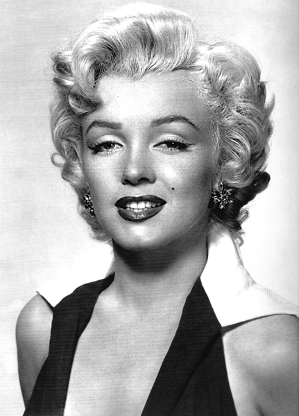 Gene Korman’s publicity still of Marilyn Monroe from the 1954 film noir thriller, “Niagara.” 