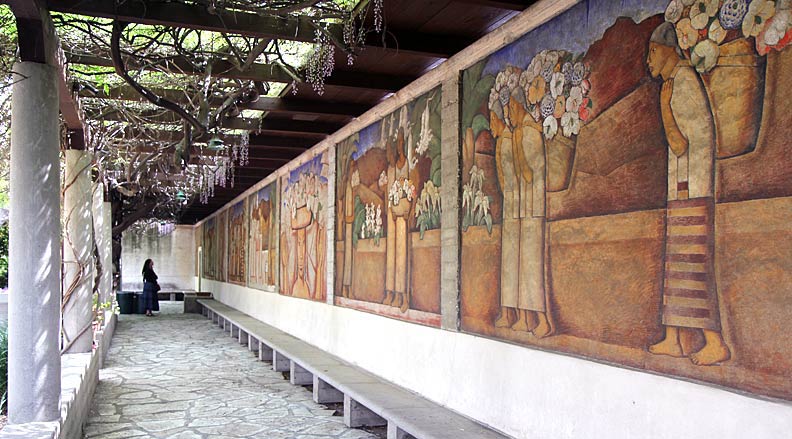 A view of Martínez' unfinished fresco mural, "The Flower Vendors." The mural is over 100 feet long and consists of several panels. Photo by Mark Vallen ©.